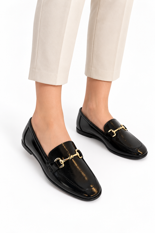 Kadın Gold Tokalı Rugan Siyah Loafer Babet